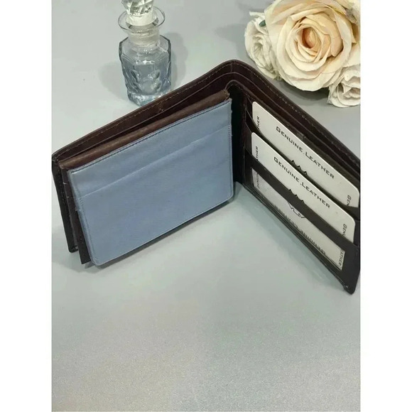 Santa Fe | Tooled Design Genuine Leather Bifold Wallet - Picture 6 of 8
